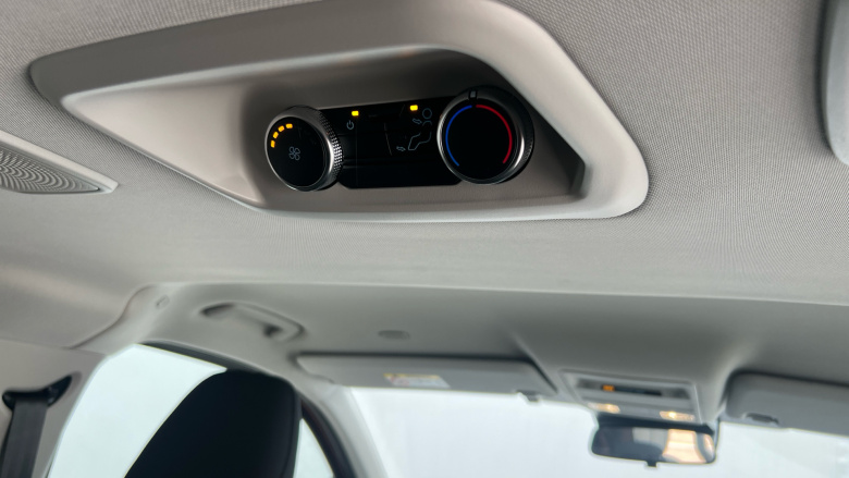 Ford Tourneo Custom 320 L1 Diesel Fwd 2.0 EcoBlue 150ps H1 Titanium 8 seater